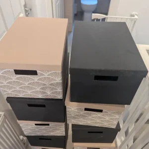 12 cardboard storage boxes - Image 2