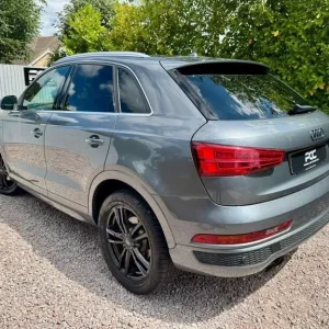 2015 Audi Q3 1.4 TFSI S Line Estate - Image 2