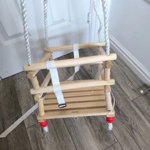 Wooden kids swing - Image 2