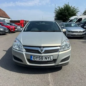 2008 Vauxhall Astra 1.4i 16v Club 5dr Hatchback Petrol Manual - Image 3
