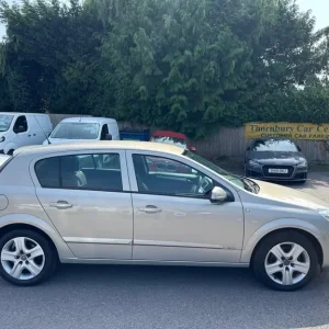 2008 Vauxhall Astra 1.4i 16v Club 5dr Hatchback Petrol Manual - Image 7