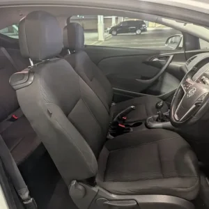 Vauxhall Astra Gtc 1.6L Turbo Limited edition - Image 5