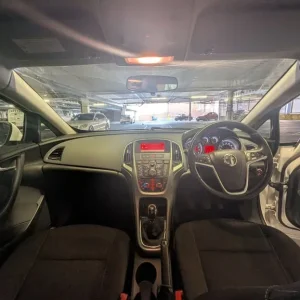 Vauxhall Astra Gtc 1.6L Turbo Limited edition - Image 7