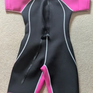 Kids pink Splash brand wetsuit - Image 2