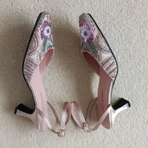 Ladies evening shoes size 5 - Image 3
