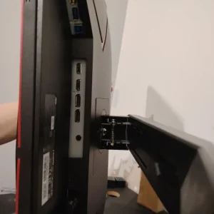 Xbox Series X/S and PS5 monitor - Image 2