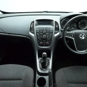 2016 Vauxhall Astra 1.4T Sport Coupe - Image 2