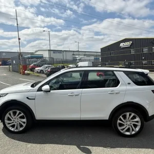 2017 Land Rover Discovery Sport Luxury HSE TD4 2.0 Diesel Automatic - Image 6