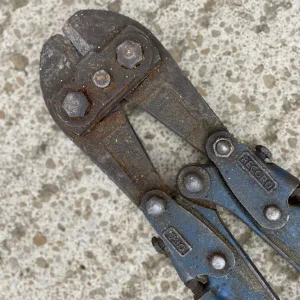 Heavy Duty Steel Bolt Cutters 30" (76 cm) - Image 3