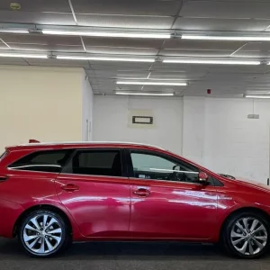 2015 Toyota Auris 1.8 VVT-h Excel Touring Sports CVT Euro 6 - Image 6