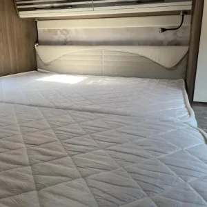 Rollerteam Pegaso 740 Affordable Luxury, Isalnd Bed, Large garage. - Image 5