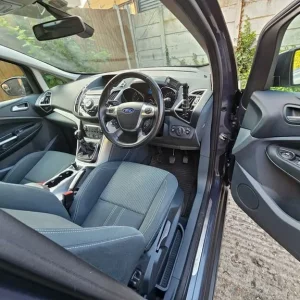 Ford Grand C-Max 2012, 5-door MPV, manual, 1596cc - Image 3