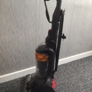 Dyson DC25 corded vacuum - Image 4