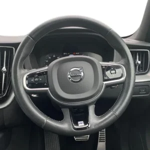 2017 Volvo XC60 2.0 D4 R DESIGN 5dr AWD Geartronic Estate DIESEL Automatic - Image 5