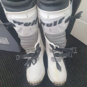Wulf motorbike bike boots - Image 3