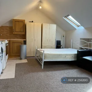 Studio flat in Saundersfoot, Pembrokeshire