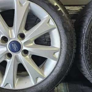 Ford Genuine 15 alloy wheels with 4 tyres - Image 4