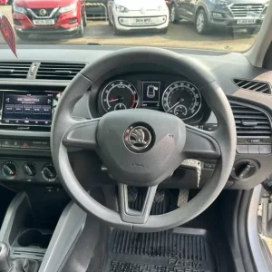 2020 Skoda Fabia 1.0 S Hatchback 5dr Petrol Manual Euro 6 (s/s) (60 ps) Hatchback Petrol Manual - Image 8