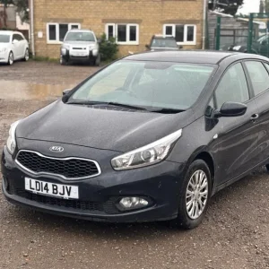 2014 Kia Ceed 1.4 CRDi 5-door hatchback - Image 8