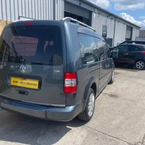 Volkswagen Caddy 1.9 TDI Pure Drive 2010 - Image 4
