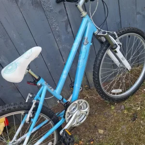 ME TO YOU 24 inch wheel bike - Image 3