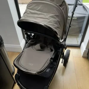 Mamas & Papas Ocarro Pram - Image 2