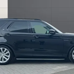 2025 Land Rover Discovery Diesel 3.0 D350 SE Commercial Auto Hard Top Diesel Automatic - Image 5