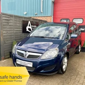 2011 Vauxhall Zafira 1.8i 16v VVT Exclusiv MPV 5DR with Wheelchair Ramp - Image 2