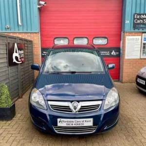 2011 Vauxhall Zafira 1.8i 16v VVT Exclusiv MPV 5DR with Wheelchair Ramp - Image 4