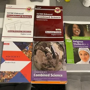 5 GCSE BOOKS GOOD CONDITION