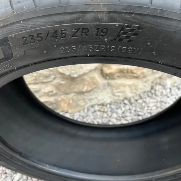 235/45/ZR19 Michelin Pilot Sport tyre 6mm tread