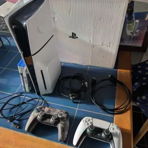 Playstation 5 Slim 1TB Disc Edition - Image 2