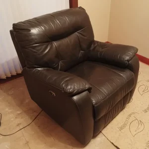 Reclining armchair
