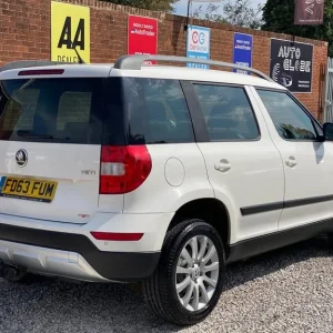 2014 Skoda Yeti 2.0 TDI Elegance Outdoor 4WD Diesel Manual - Image 5