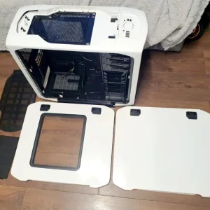 Corsair Graphite Series Special White Edition ATX case - Image 2