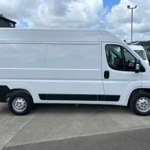 Vauxhall Movano 2.2 CDTi 3500 L2H2 Medium Roof White BiTurbo Prime Air - Image 5