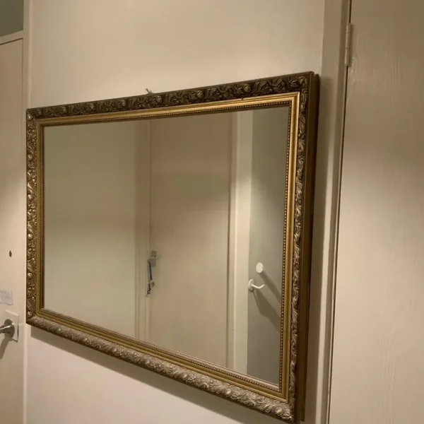 Lovely Mirror