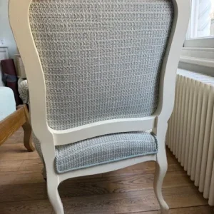 French Antique Louis XV Armchair - Image 4