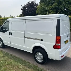 2022 DFSK Ec35 39kWh 62 Auto SWB 5dr Panel Van Electric - Image 3