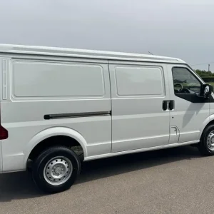 2022 DFSK Ec35 39kWh 62 Auto SWB 5dr Panel Van Electric - Image 4