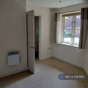 2 bedroom town house in Roundhouse Mews, Guisborough, Redcar and Cleveland (2 bed) - Image 7