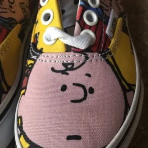 New Children's Vans Peanuts Vans size 10 - Image 4