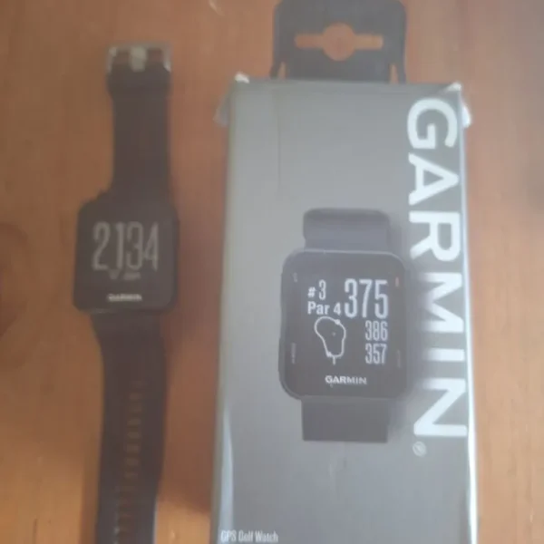 Garmin Approach S10 golf watch