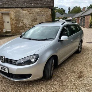 Volkswagen Golf Estate SE TDi S-A 2010 - Image 2