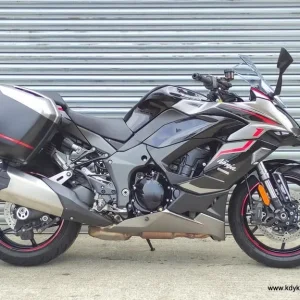 2024 Kawasaki Ninja 1000 SX Tourer - Image 2