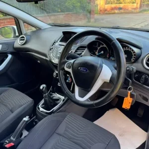 2016 Ford Fiesta 1.0T Zetec Black Edition - Image 8