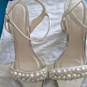 ivory wedding shoes