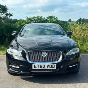 2012 Jaguar XJ 3.0d V6 Portfolio Saloon - Image 2
