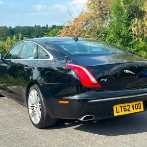 2012 Jaguar XJ 3.0d V6 Portfolio Saloon - Image 6