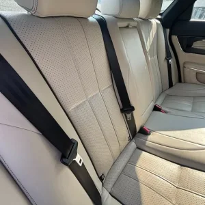 2012 Jaguar XJ 3.0d V6 Portfolio Saloon - Image 8
